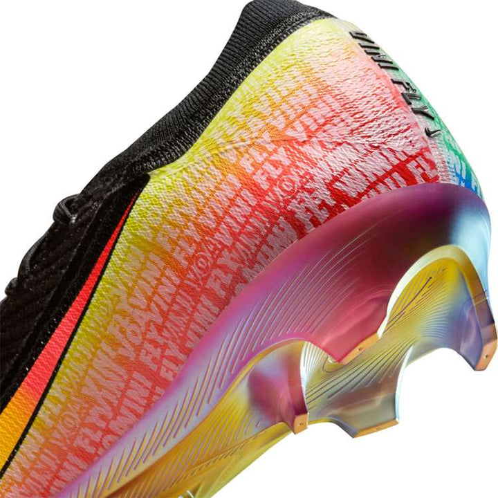 M - FUSSBALLSCHUHE