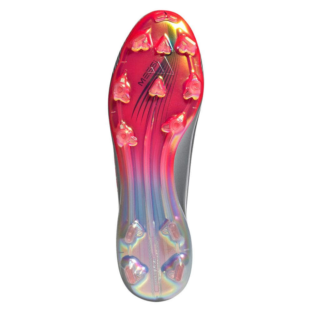 F - FUSSBALLSCHUHE
