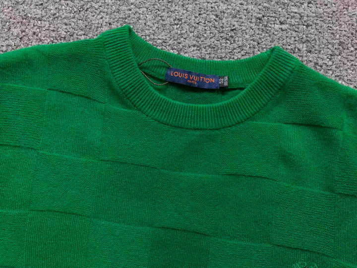 L - SWEATER
