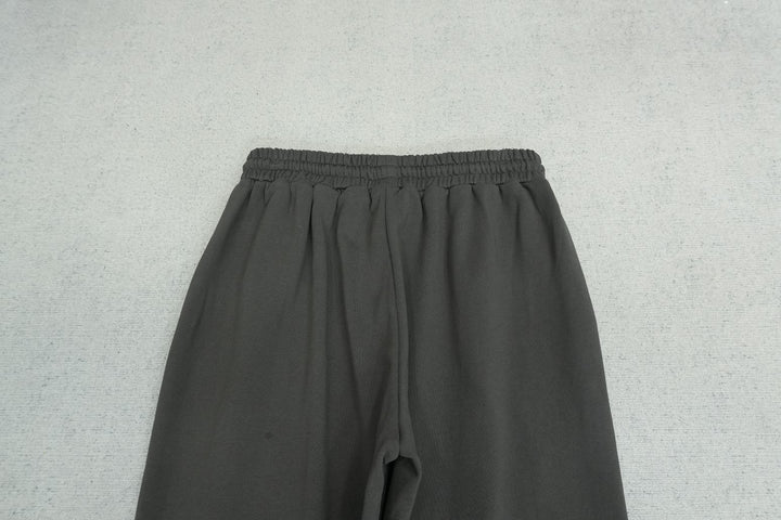 G - SWEATPANTS