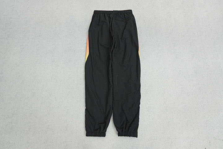 C - SWEATPANTS
