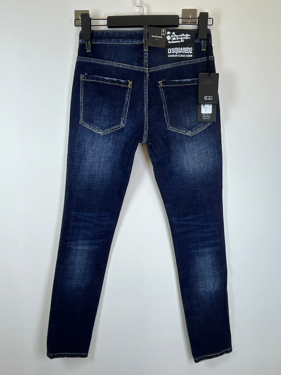 D - JEANS