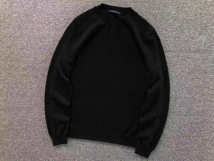 L - SWEATER