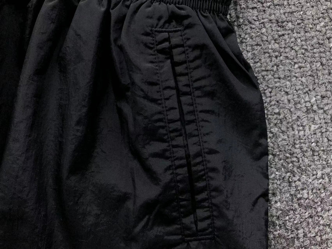 N - SHORTS