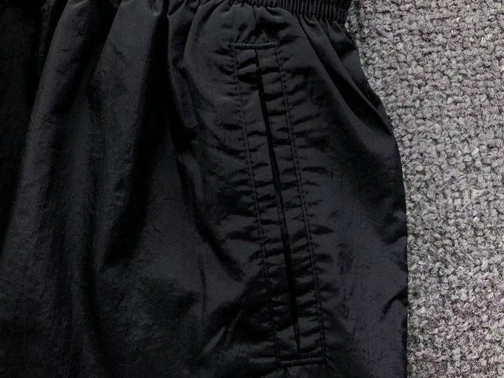 N - SHORTS