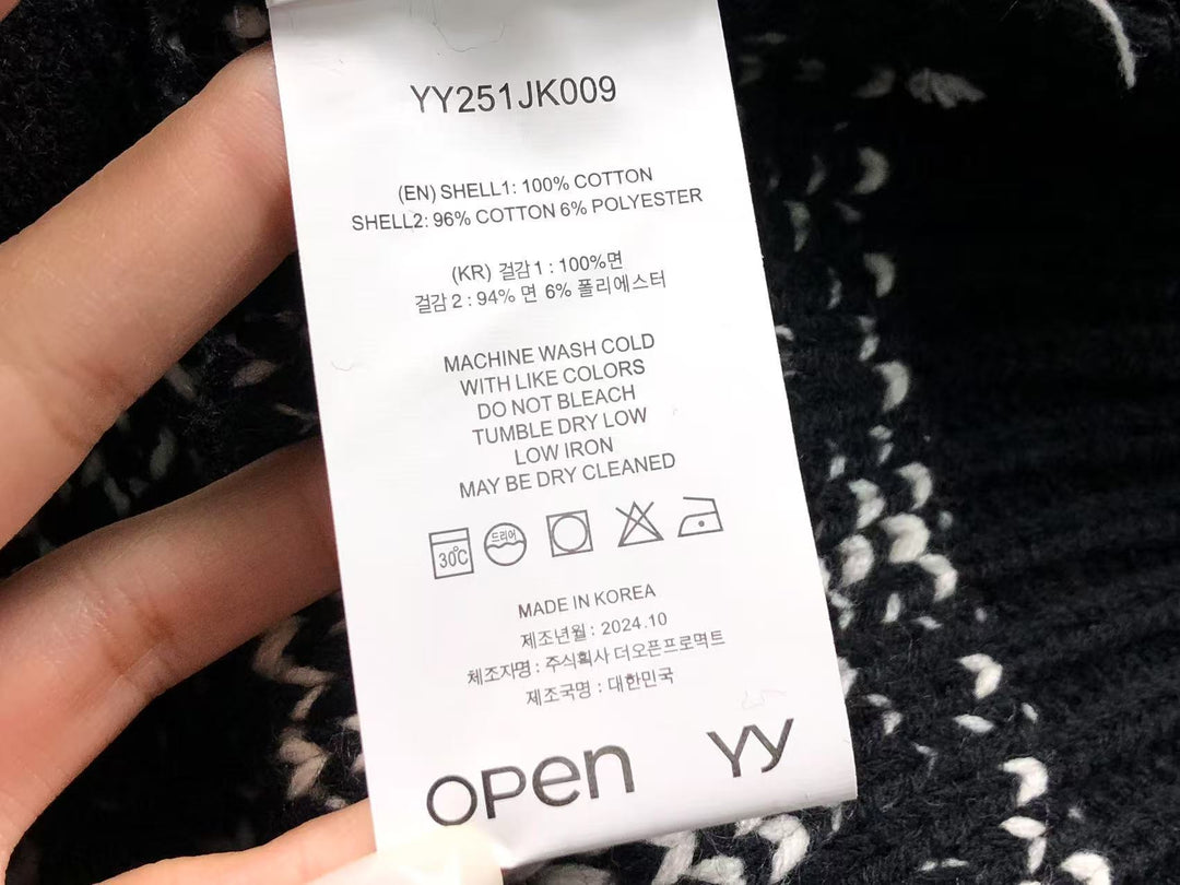 O - SWEATER