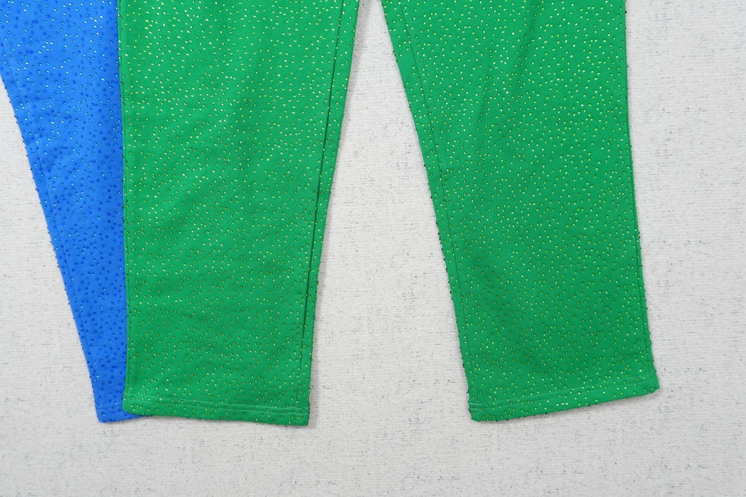 S - SWEATPANTS