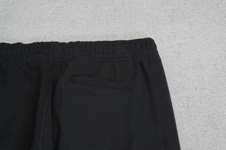 C - SWEATPANTS