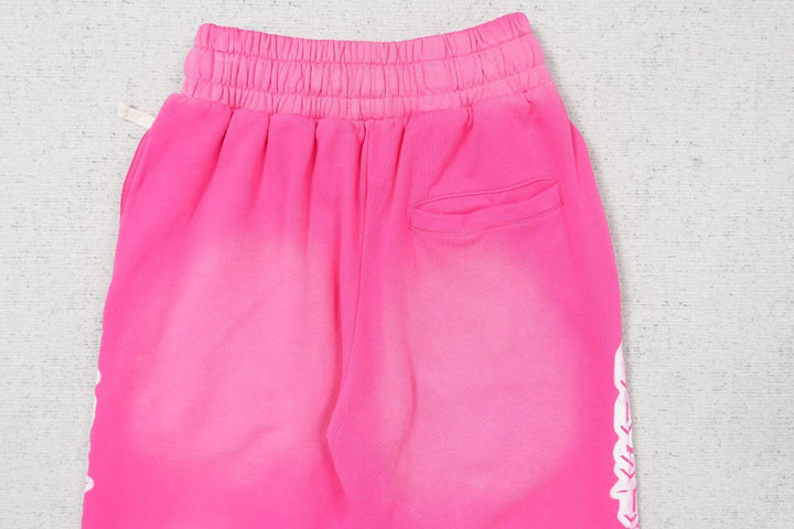 L - SWEATPANTS