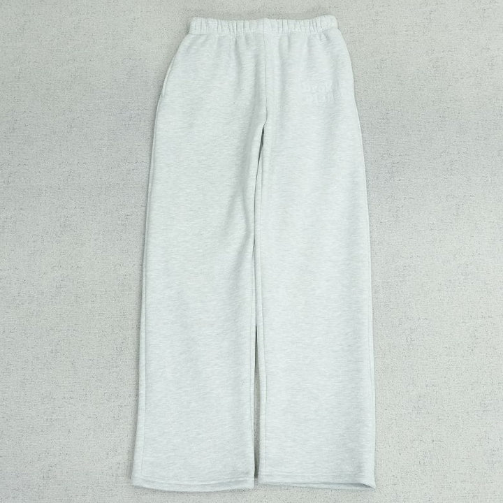 B - SWEATPANTS