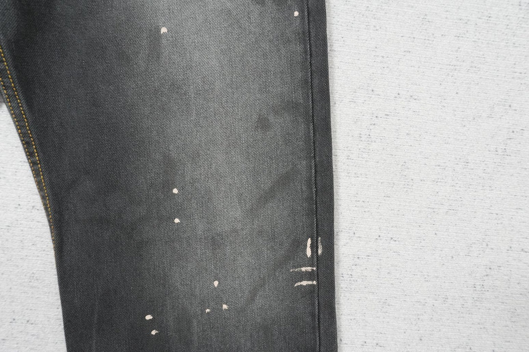A - JEANS