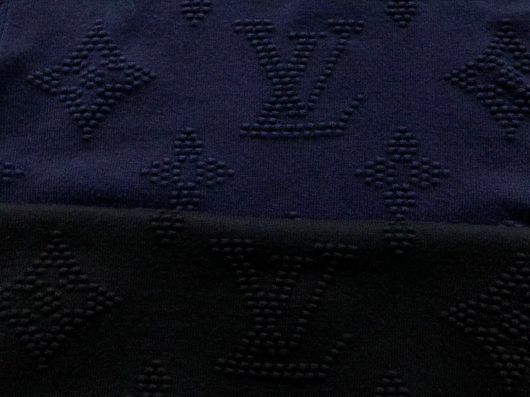 L - SWEATER