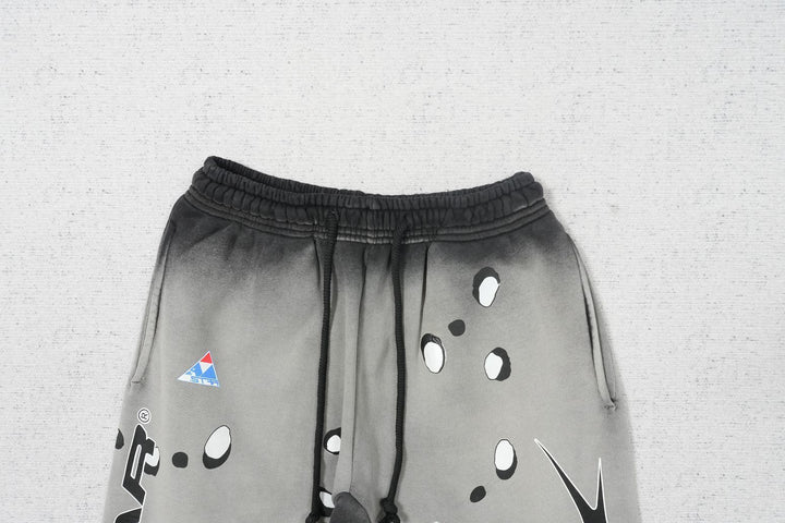 H - SWEATPANTS