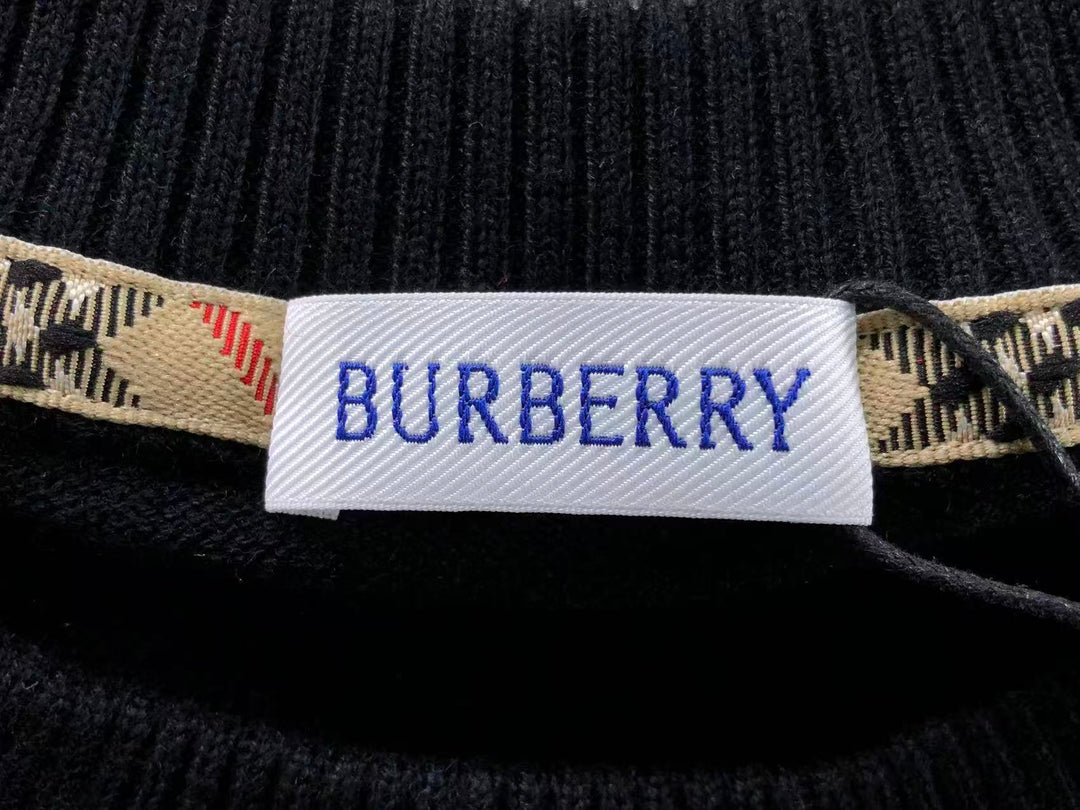 B - SWEATER