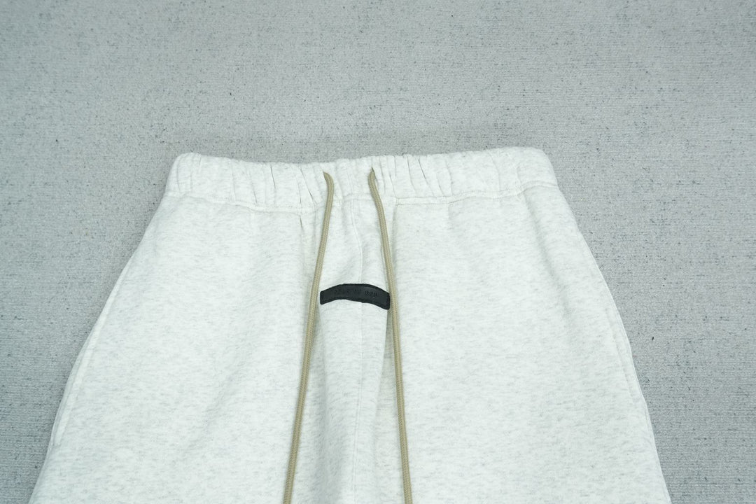 F - SWEATPANTS