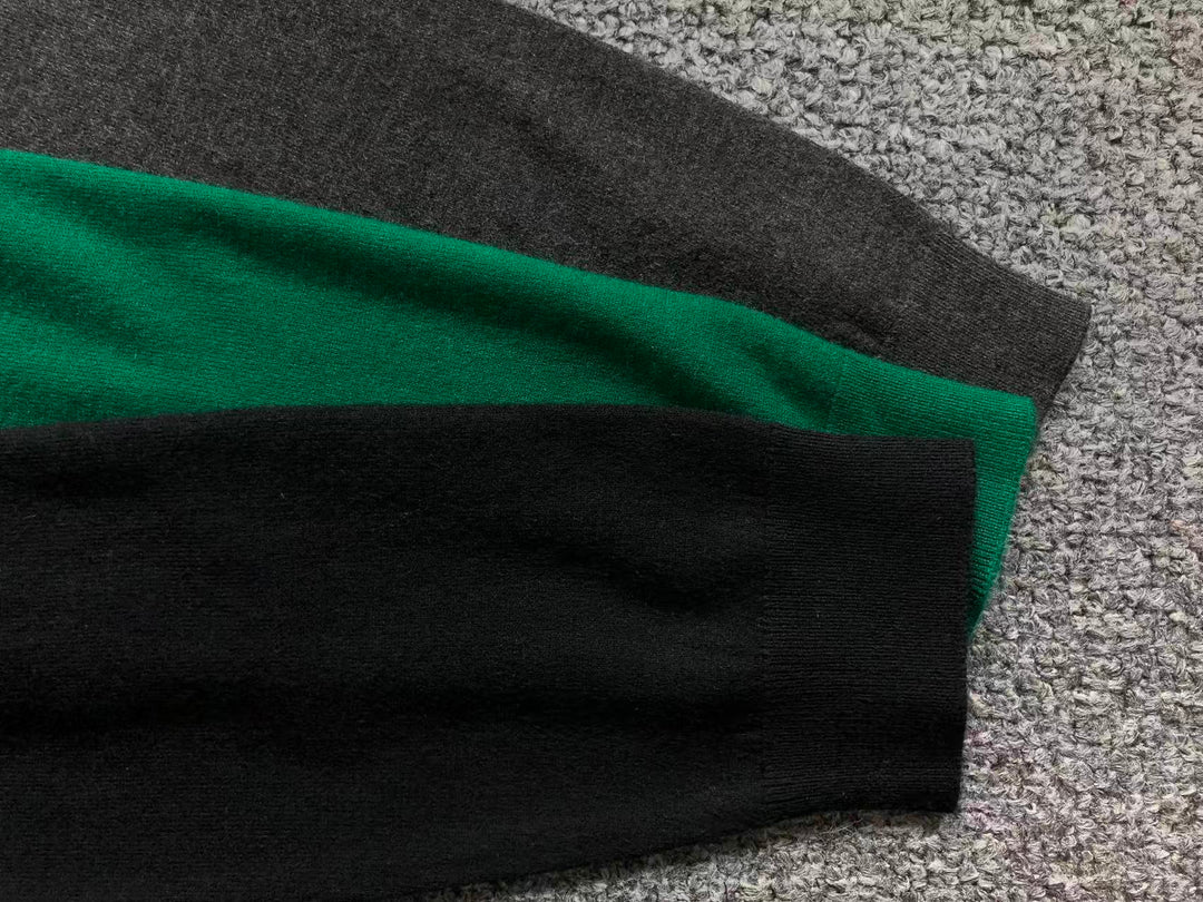 L - SWEATER
