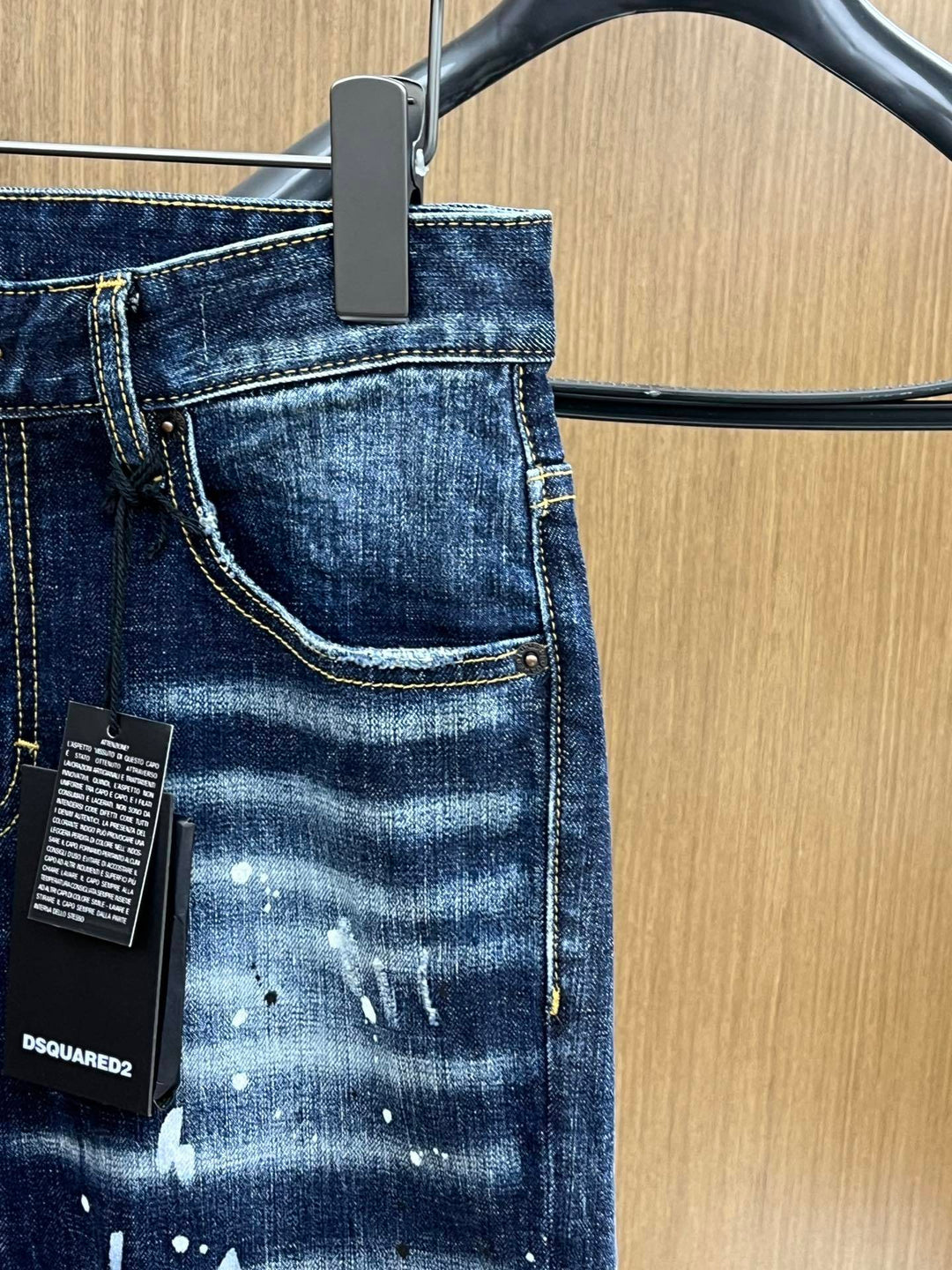 D - JEANS