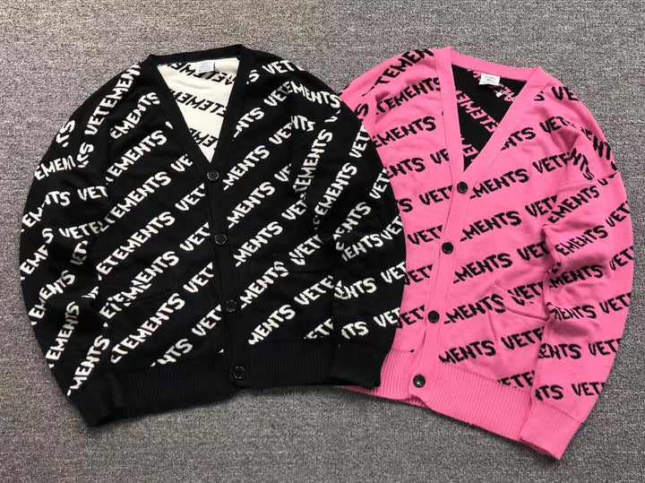 V - SWEATER
