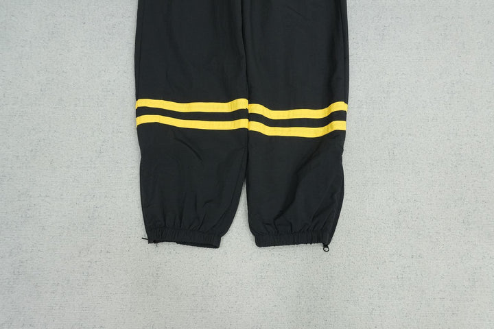 C - SWEATPANTS