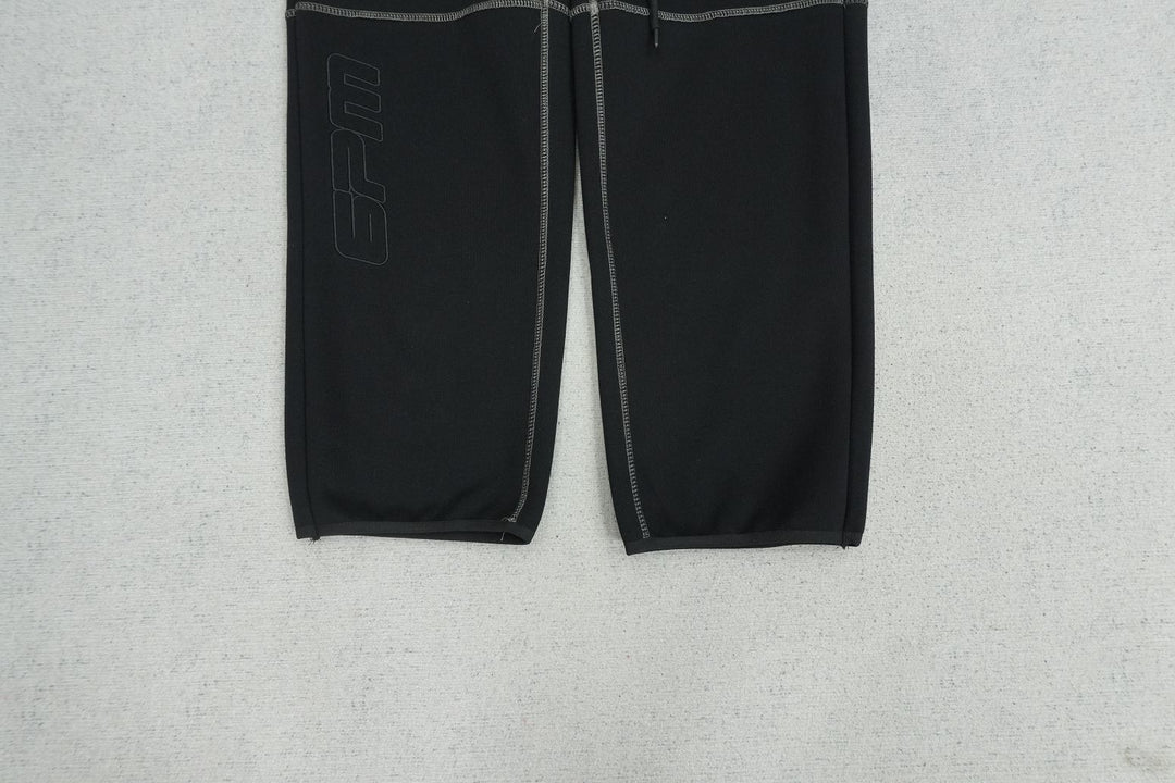 S - SWEATPANTS