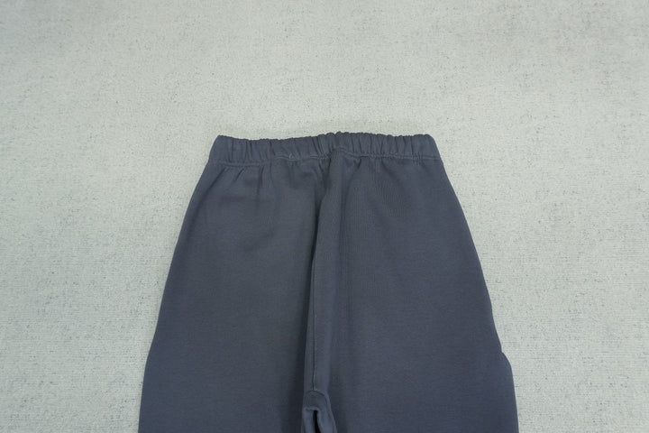 F - SWEATPANTS