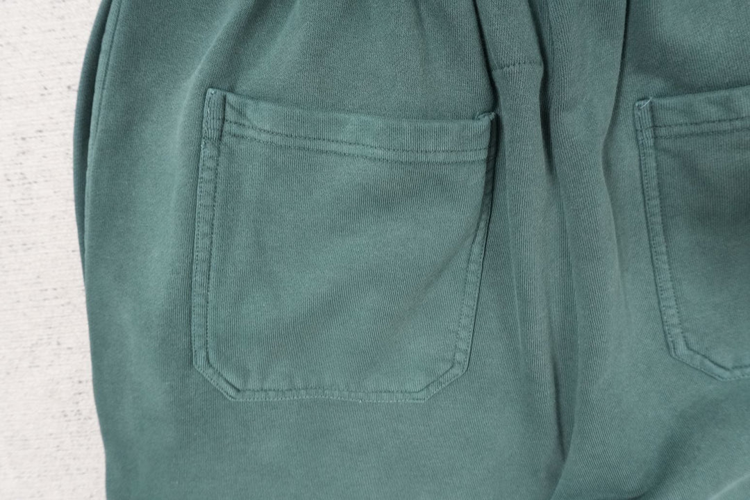 H - SWEATPANTS