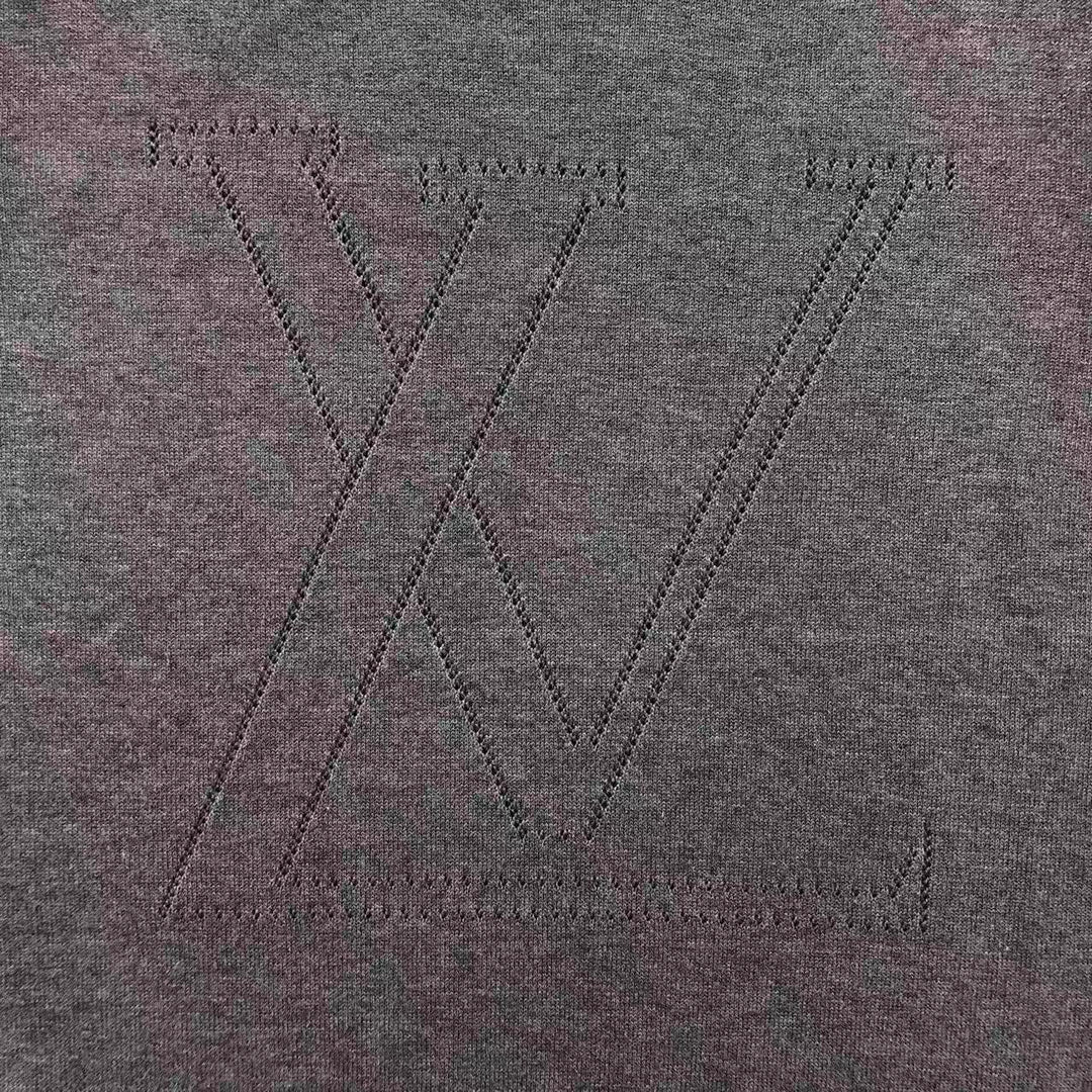 L - SWEATER