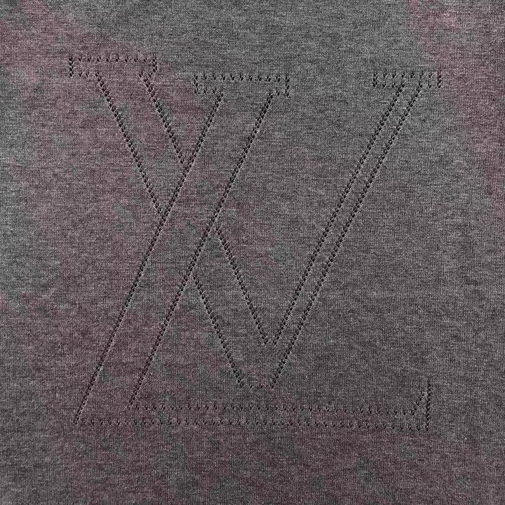 L - SWEATER