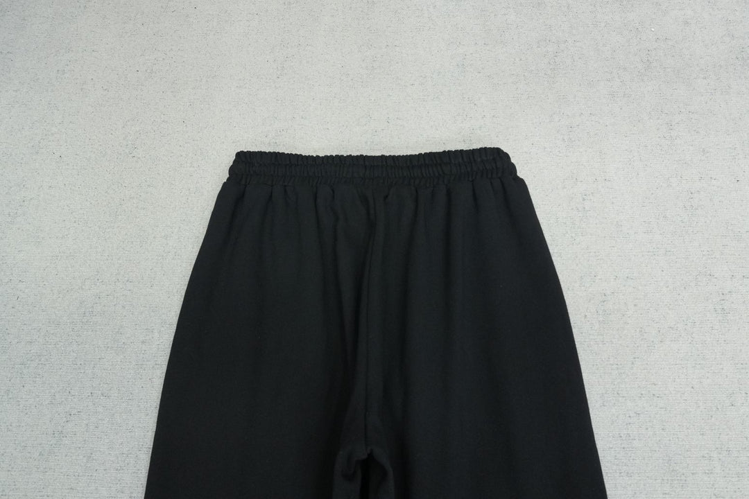 G - SWEATPANTS