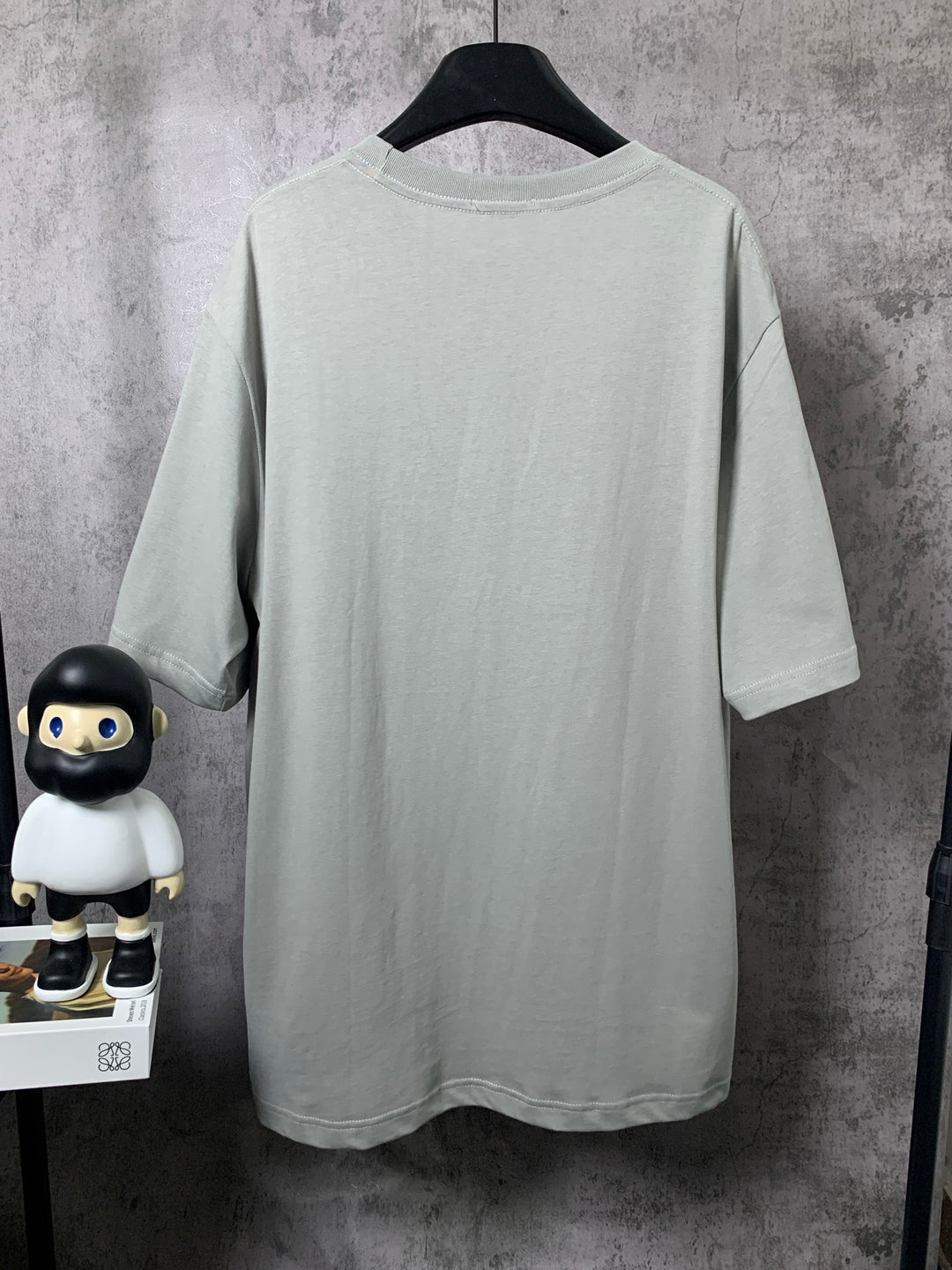 L - TSHIRT