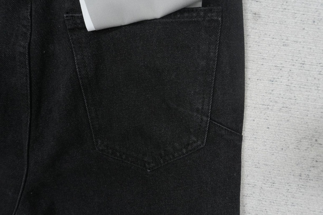 P - JEANS