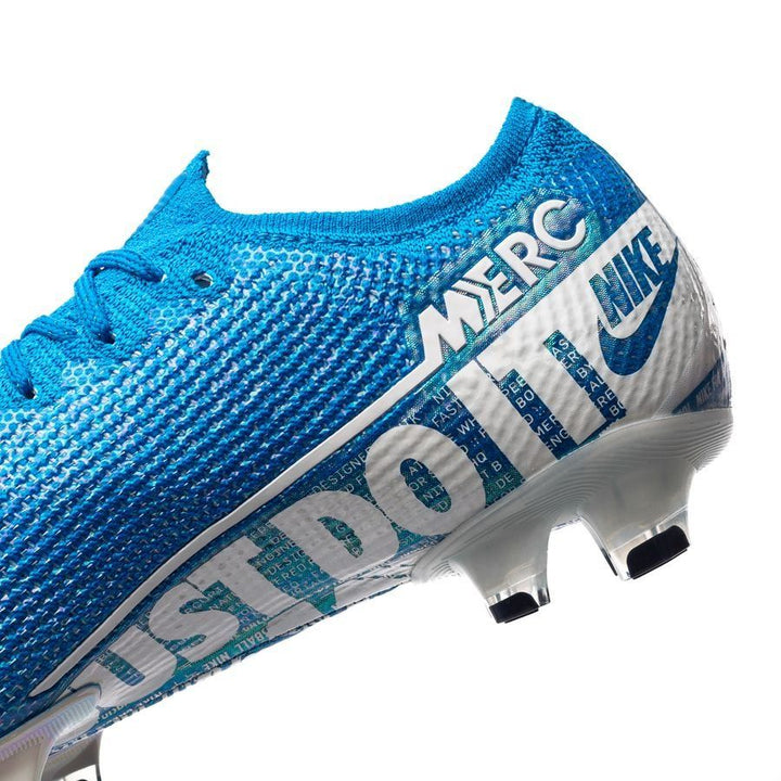 M - FUSSBALLSCHUHE