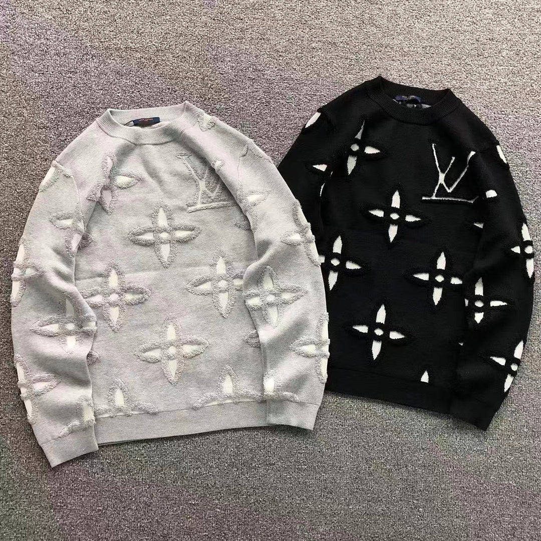 L - SWEATER