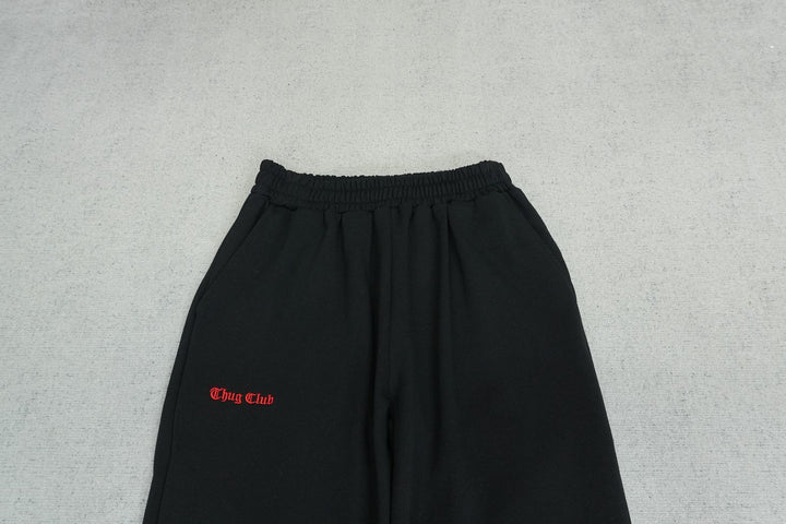 T - SWEATPANTS