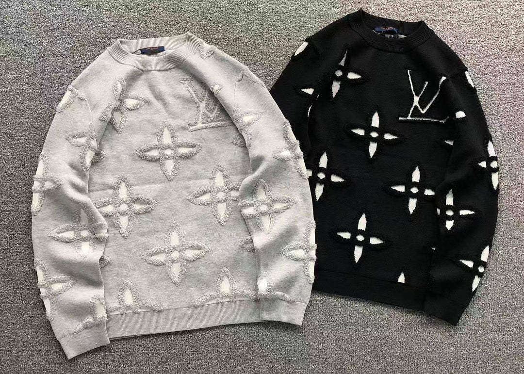 L - SWEATER