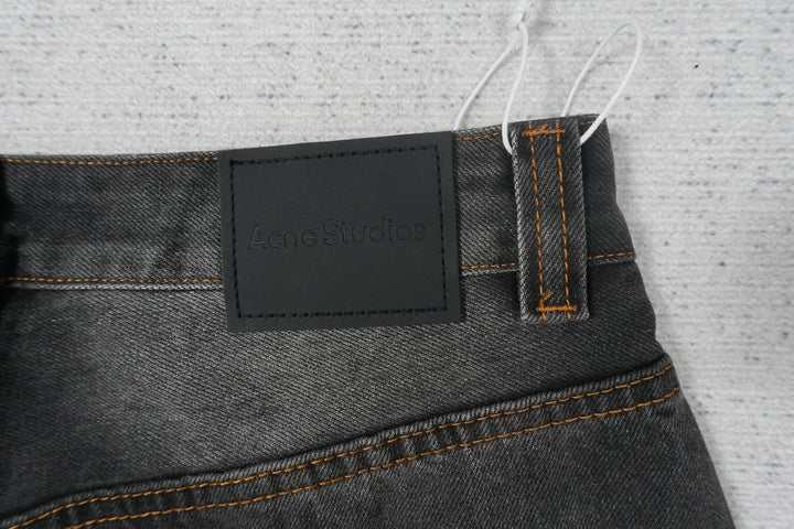 A - JEANS