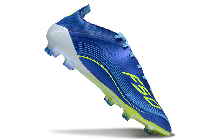 F - FUSSBALLSCHUHE
