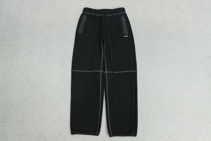 S - SWEATPANTS