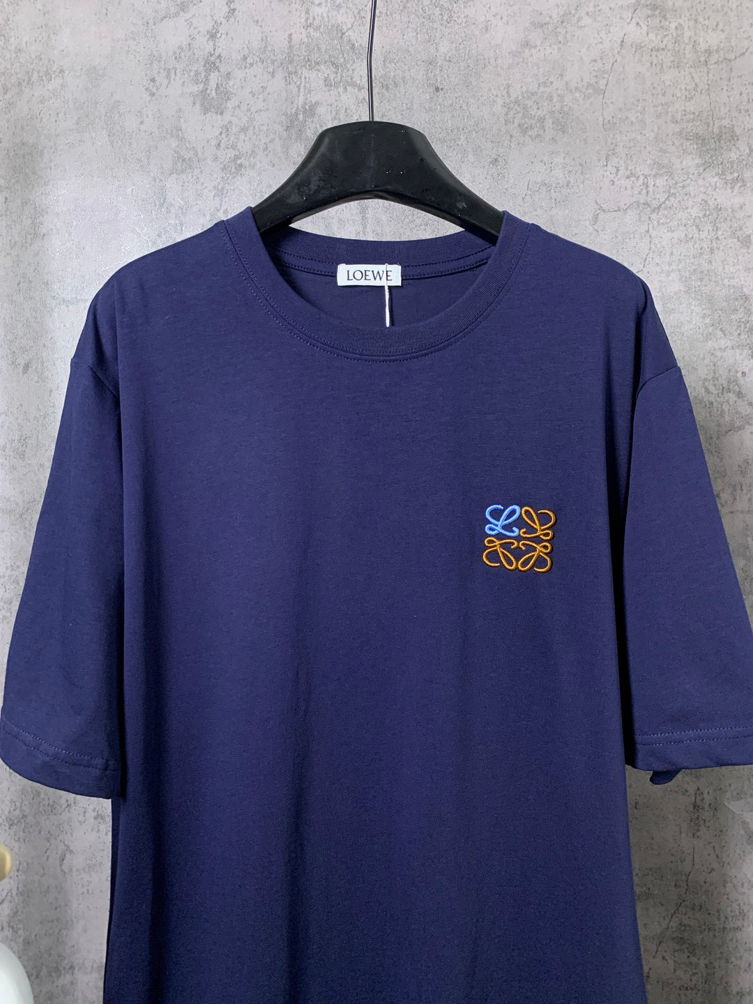 L - TSHIRT