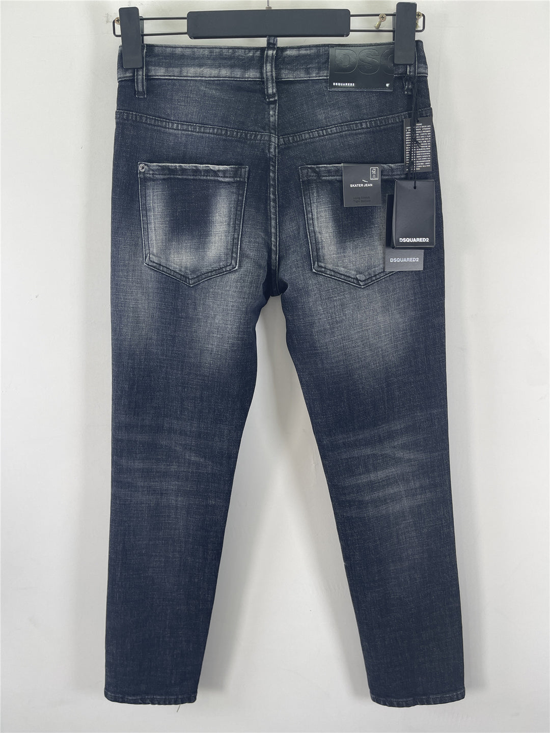D - JEANS