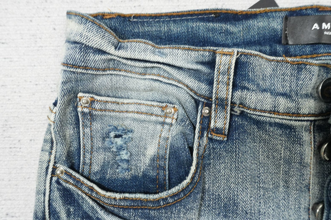 A - JEANS