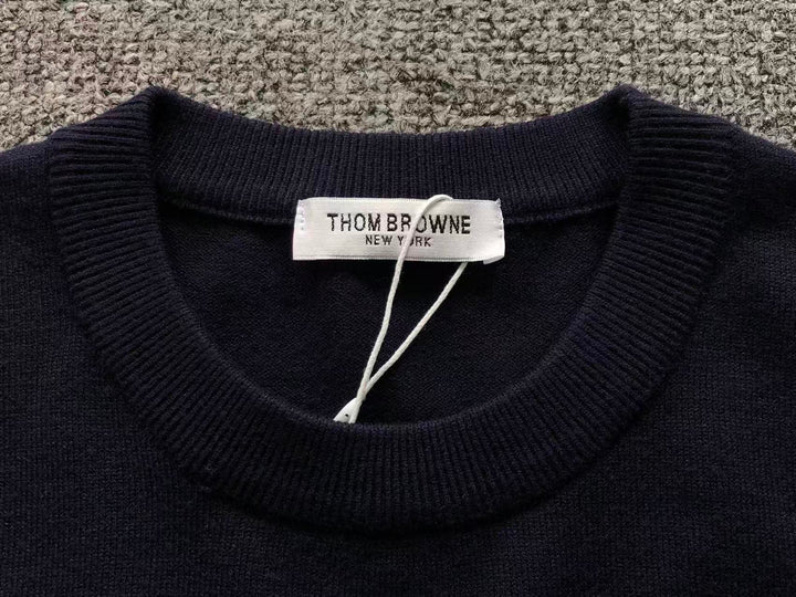 T - SWEATER