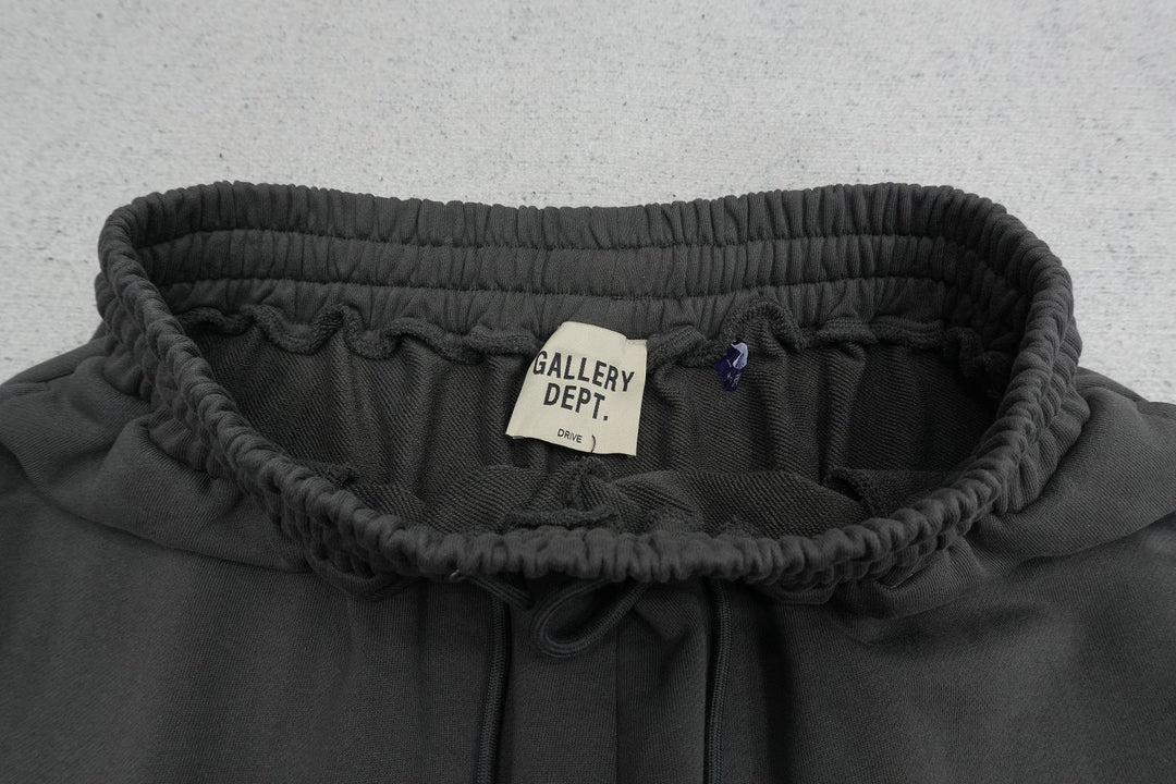 G - SWEATPANTS
