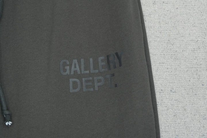 G - SWEATPANTS