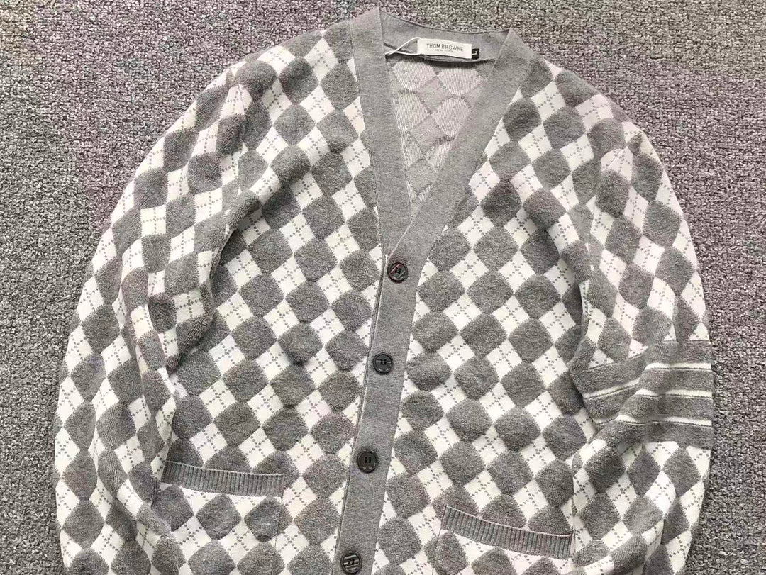 T - SWEATER