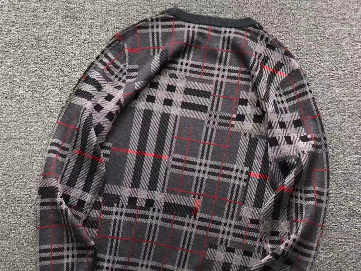 B - SWEATER