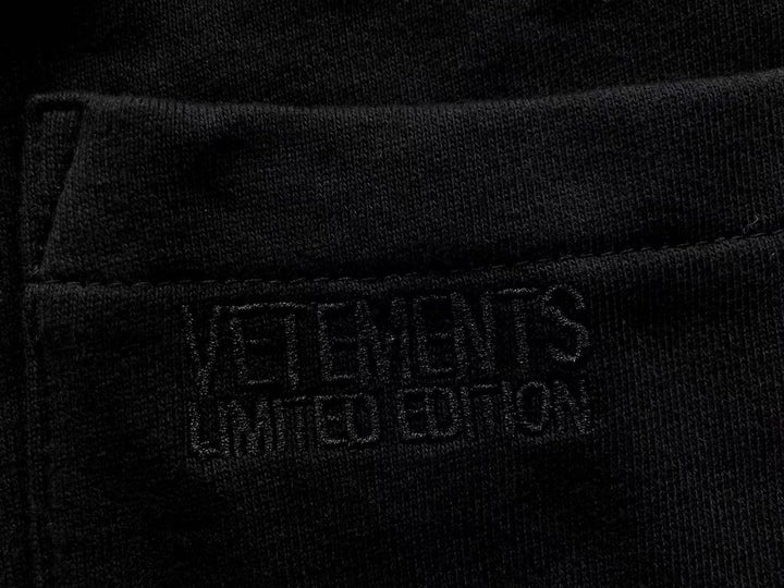 V - SHORTS