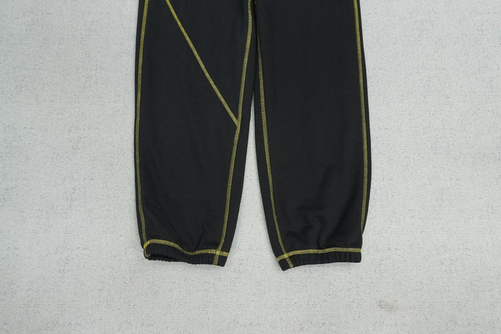 C - SWEATPANTS