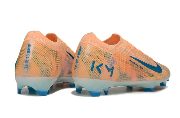 M - FUSSBALLSCHUHE