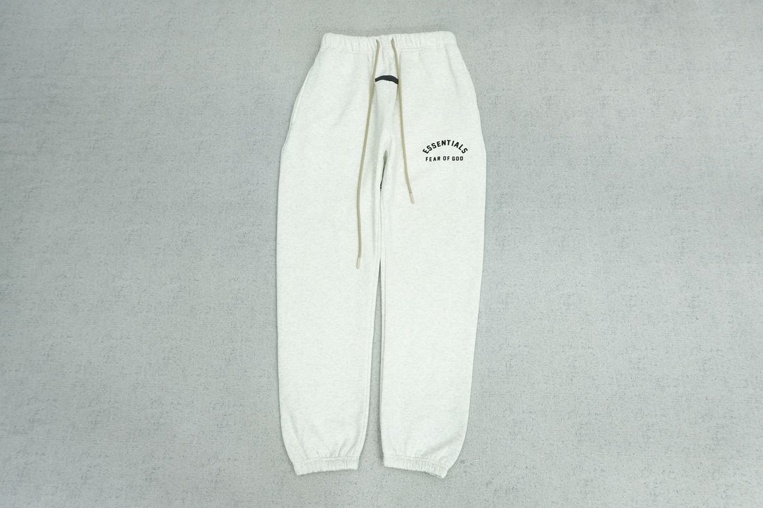F - SWEATPANTS